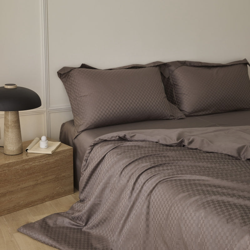 Wholesale 100% Cotton Jacquard Fabric with Custom Finishes – color, weave and finish detail