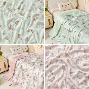 Polyester Lyocell Cartoon Print Bedding Fabric: The Fabric Is Smooth and Durable with Polyester, Offering High Cost-Performance for Fitted Sheet Covers.