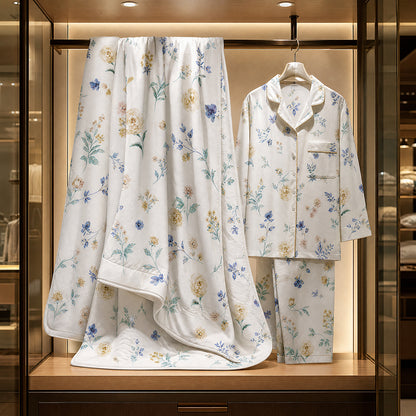 Custom Cotton Textile Fabric in Multiple Weaves – print pattern detail