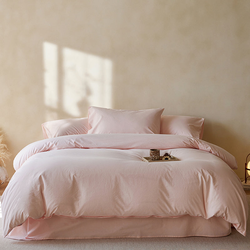 100% Cotton Solid Dyed Fabric for Bedding and Home Textiles – solid color and fabric surface detail