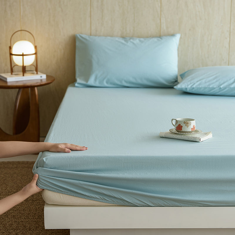 Lightweight Cotton Solid Dyed Fabric for Summer Bed Sheets – solid color and fabric surface detail