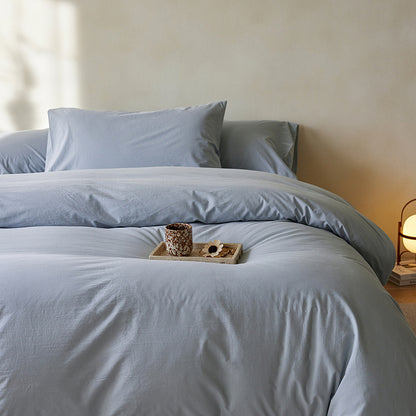 60s Long-Staple Cotton Solid Dyed Fabric for Premium Bedding – solid color and fabric surface detail