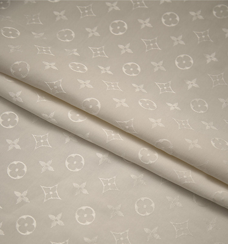 Floral 100% Cotton Jacquard Fabric for Elegant Bedding – alternate fabric and bedding view