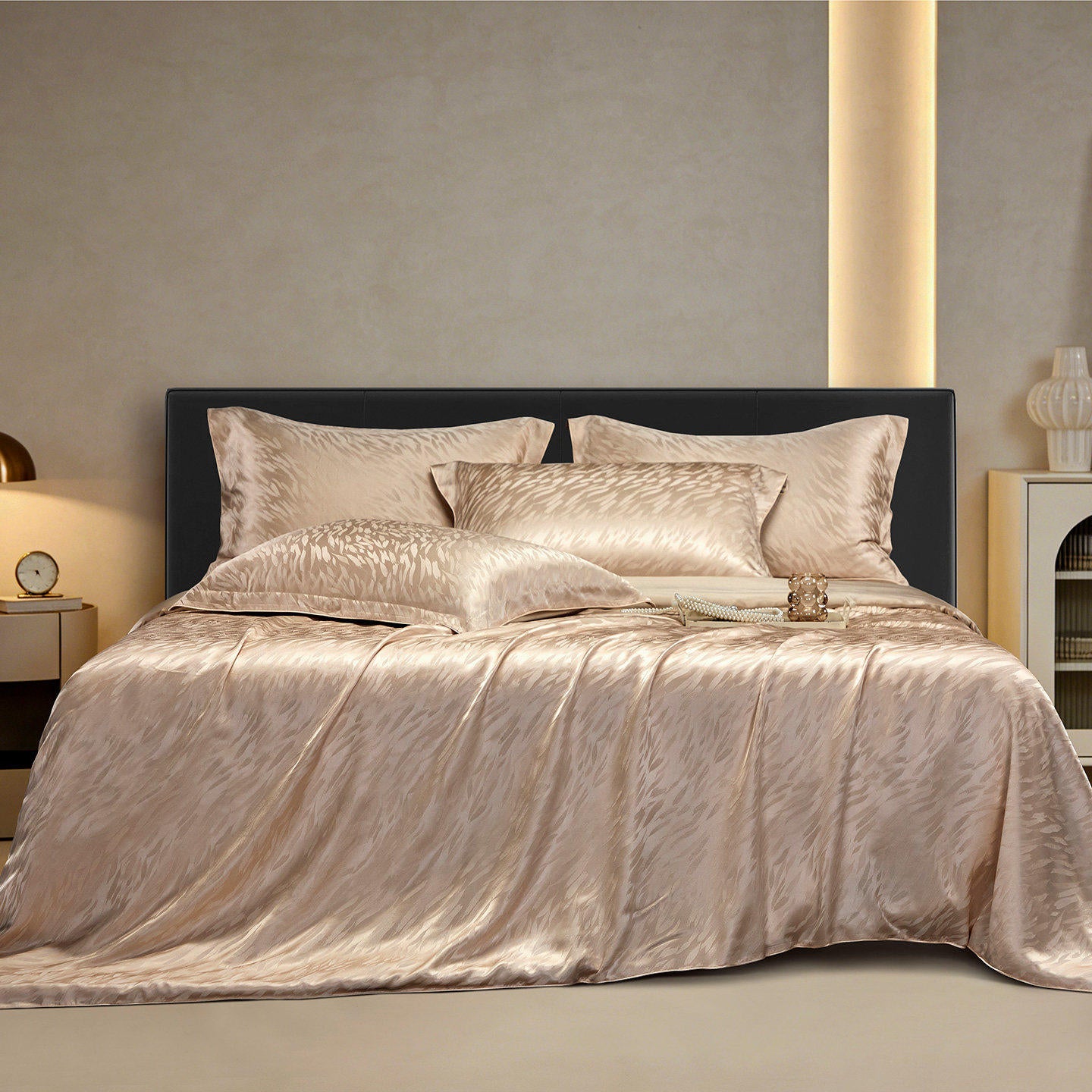 Breathable Cotton Jacquard Fabric for Flat Sheets – jacquard texture and application detail