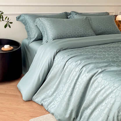 Multi-Finish Cotton Jacquard Fabric for Bedding Sets – alternate fabric and bedding view