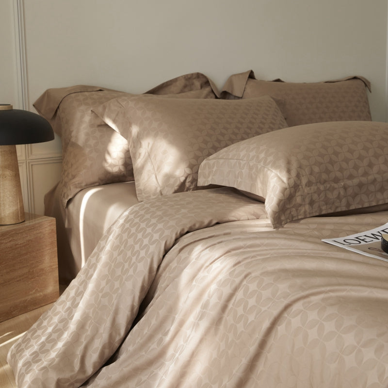 Lightweight Double-Gauze Cotton Jacquard Fabric for Summer Bedding – jacquard texture and application detail