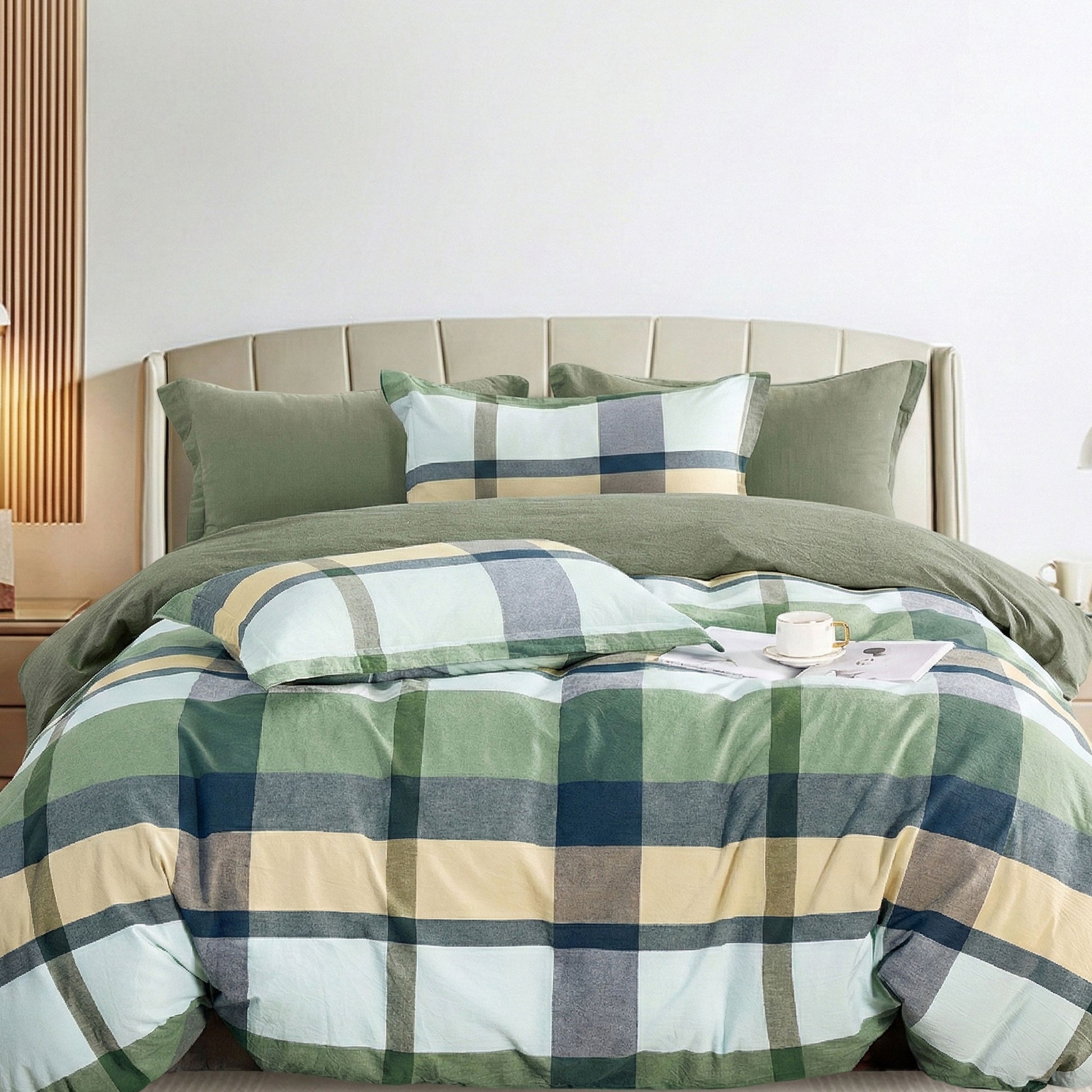 Geometric 100% Cotton Washed Printed Fabric for Home Textiles – washed cotton surface and pattern detail