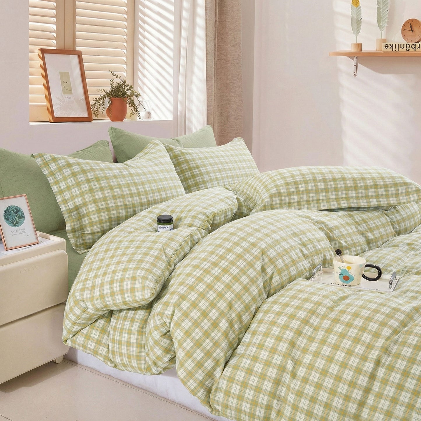 Custom-Weight 100% Cotton Washed Printed Fabric for Quilts – washed cotton surface and pattern detail