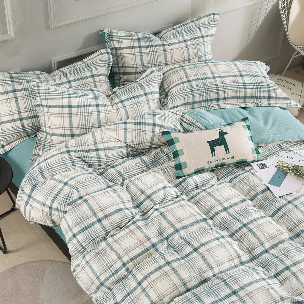 100% Cotton Washed Printed Fabric for Bedspreads and Bedding – cotton texture and application detail