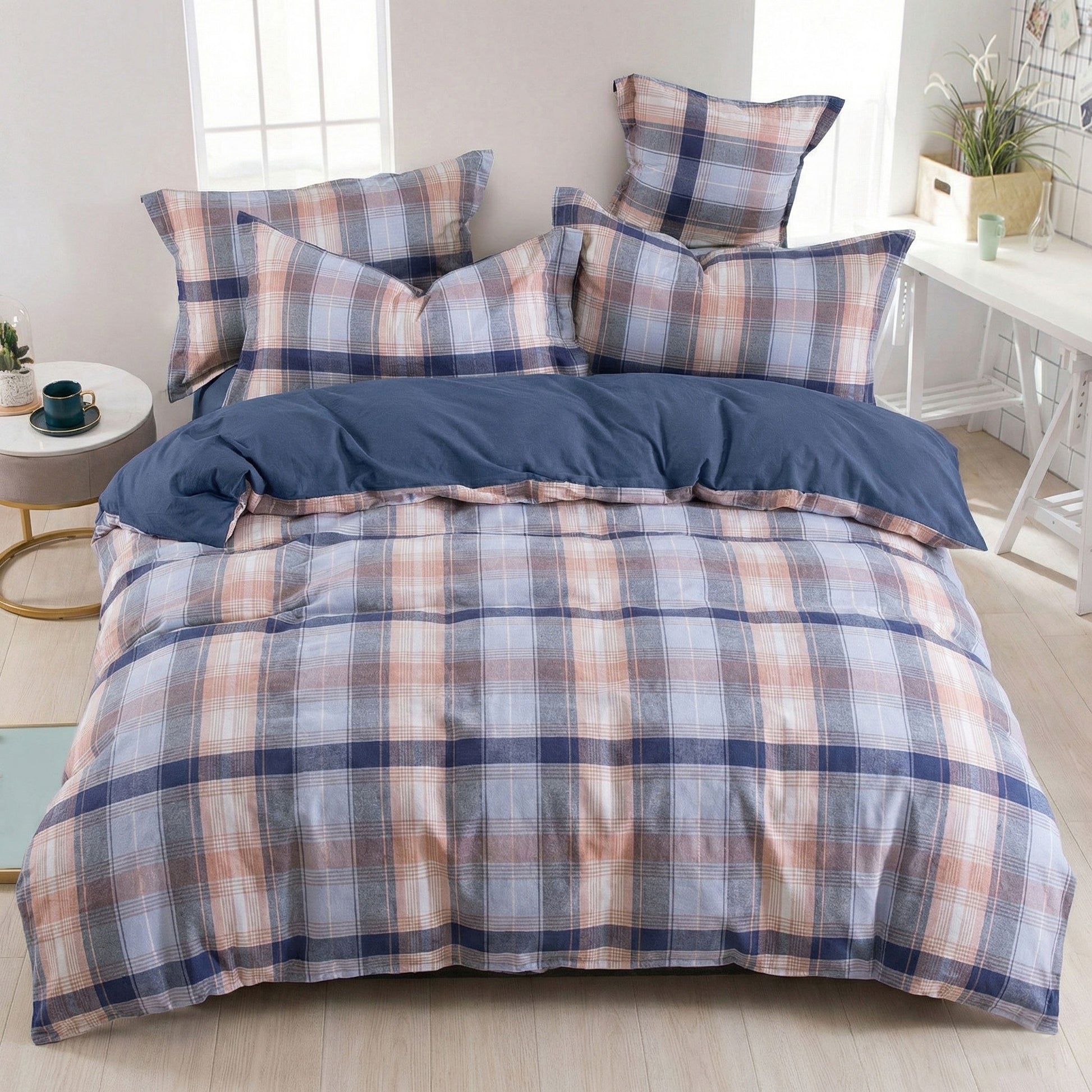 Custom-Weight 100% Cotton Washed Fabric for Bedspreads – main product view