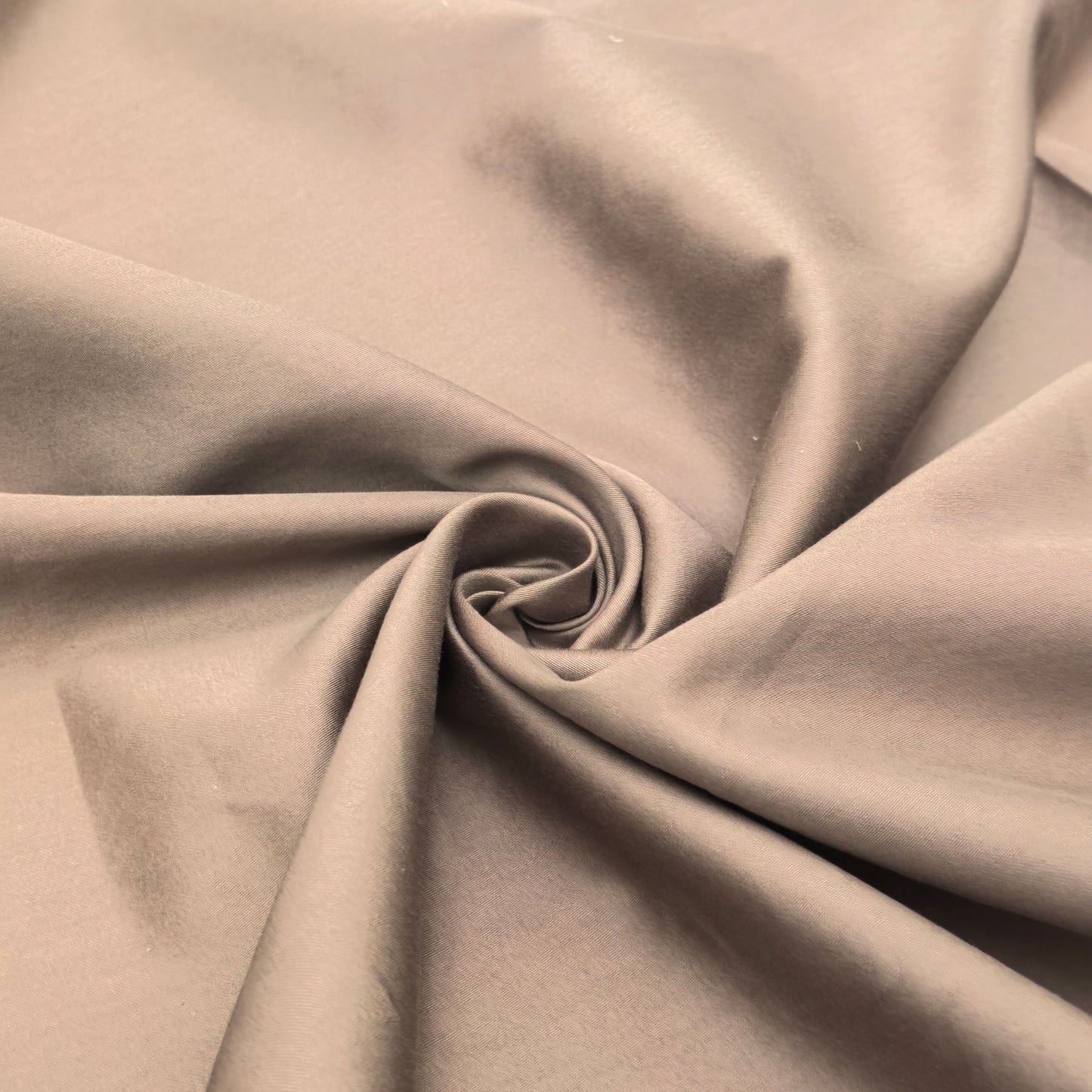 Soft-Touch Microfiber Solid Dyed Fabric for Bedding and Pajamas – solid color and fabric surface detail