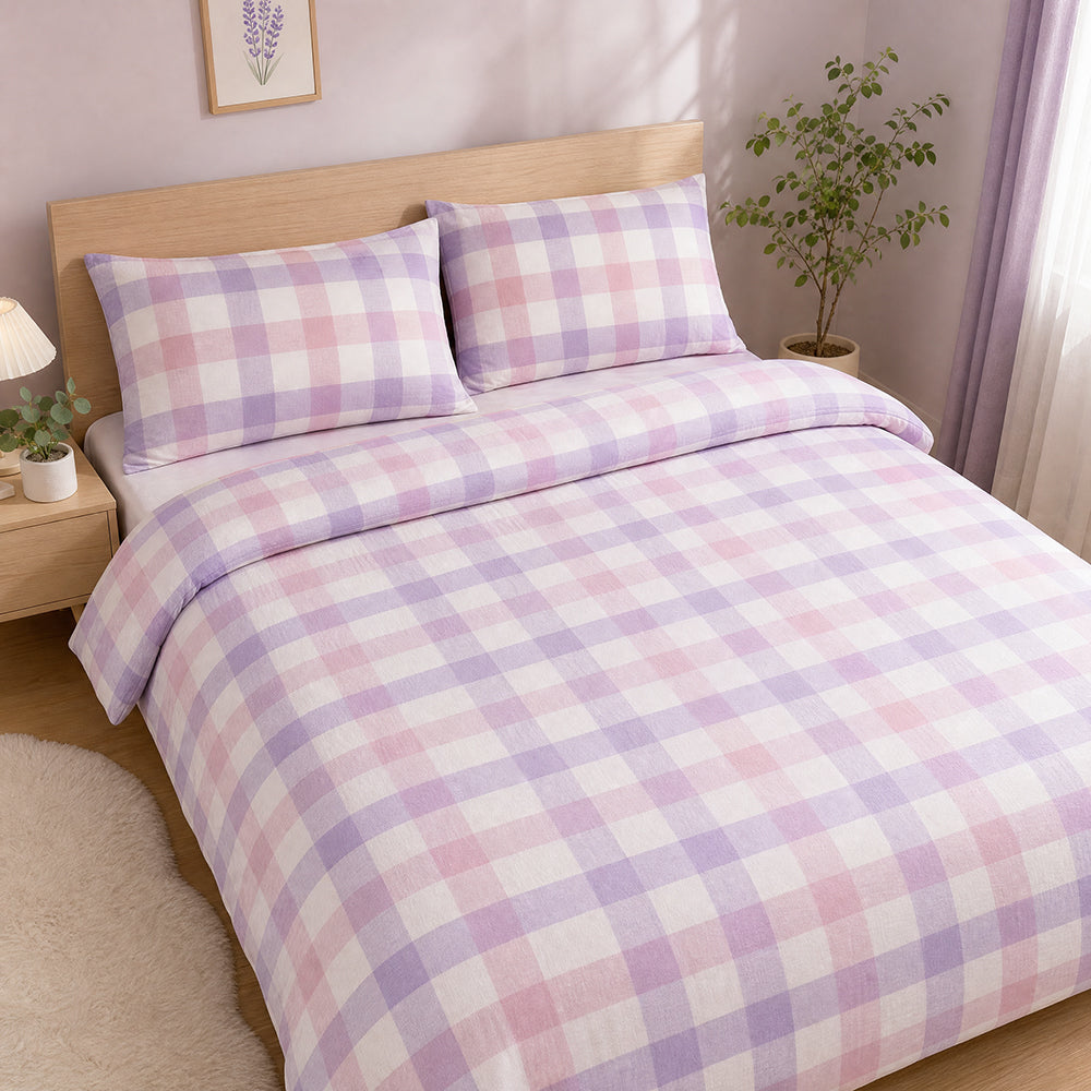 Anti-Pilling Washed Microfiber Fabric Wrinkle-Resistant Surface Polyester Material for Private Label Bedding and E-Commerce Home Textiles - Image 1