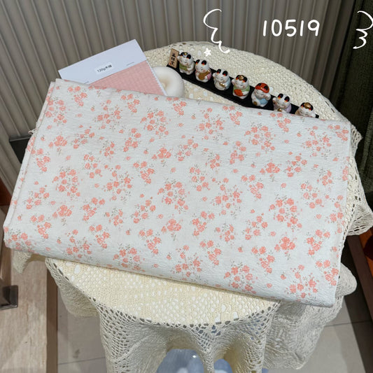 Mass Production Washed Microfiber Fabric Wrinkle-Resistant Surface Polyester Material for Private Label Bedding and E-Commerce Home Textiles - Image 1
