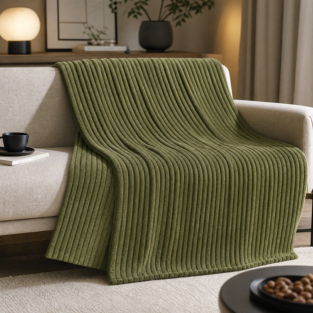 High-Density 240-480GSM Options for Heavy Winter Bedding Sheet Linear Flannel Fabric - Image 3