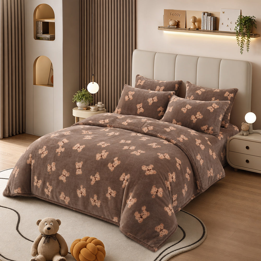 Custom-Patterned Varying Weights for Bedroom Bedspread Material Soft Velvet Fabric - Image 1