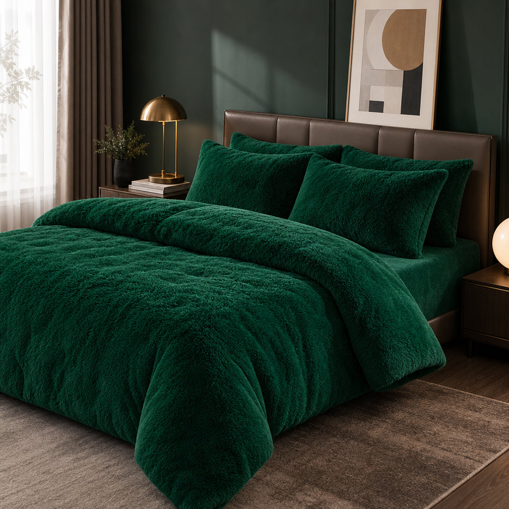 Heavyweight Solid 300-500GSM Range for Thickened Winter Bedding Long-Pile Velvet Fabric - Image 1
