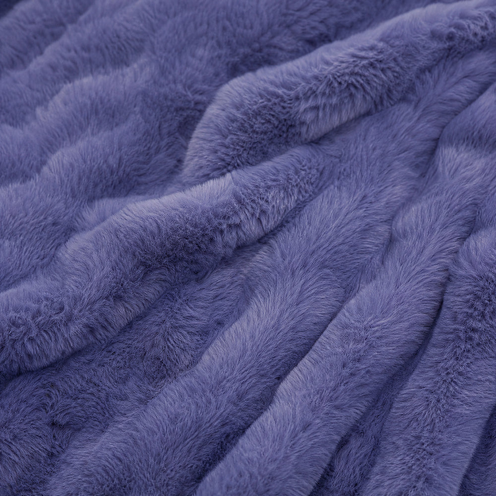 Heavyweight Solid 300-500GSM Range for Thickened Winter Bedding Long-Pile Velvet Fabric - Image 2